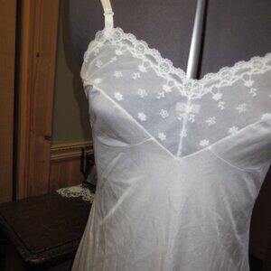 Vtg Lorraine glam full slip dress 32 all lace bodice lace trim white